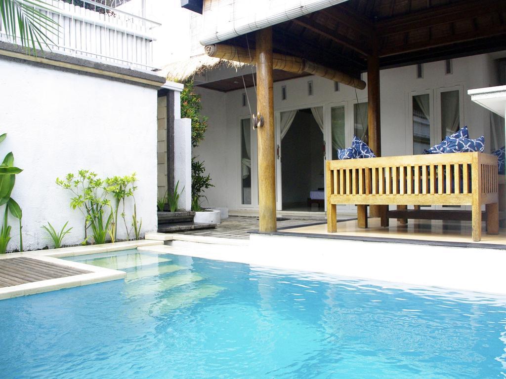 Starfish Bali Villa Seminyak Rum bild